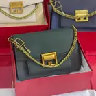 شنط ماركة جيفنشي