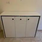 دولاب جزامه بيضاء نظيفه