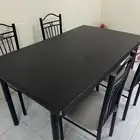 طاولة طعام للبيع المستعجل