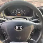 كيا كارينز 2011