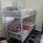 سرير حديد دورين دور واحد مراتب و بطانية و مخدة و مفرش جديد