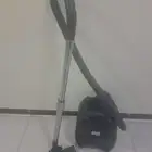 للبيع مكنسه كهرباىيه جديده ودولاب للأواني بحاله ممتازه