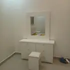 سراير دواليب مفرد وغرف نوم كامله.