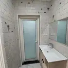 للبيع شقه تمليك ارضيه حي النور بالدمام جديده حوش جانبي
