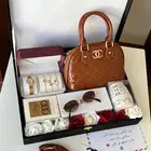 بوكي هدية نسائي مع شنطة