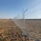 نحن نقوم بتوريد وتركيب جميع انواع الشبوك