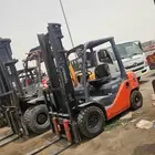 للايجار جميع أنواع الرافعات الشوكية رافعة شوكية فوركلفت