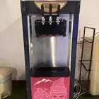 ثلاجه ايس كريم استعمال خفيف جدا سعرها 3000