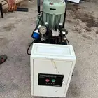 للبيع مضخات هدرليك مستخدم نضيف Hydraulic pumps
