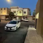 البيع فيلا مستخدمة دور وثلاث شقق حي اشبيلة 500 متر