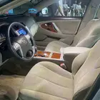 السلام عليكم حبيت اعرض سيارتي كامري موديل 2009 فل كامل مر