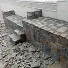 بناء جدران حجر