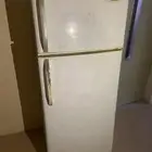 ثلاجة مستعملة نظيفة