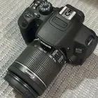 كاميرا كانون d700