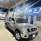 ونيت نيسان نافارا اوتوماتيك 2015 نظيفة