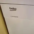 للبيع غسالة صحون مع فرن كهربائي