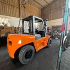 يوجد روافع شوكيه للبيع ويوجد صيانه ويوجدقطع غيار جديدومستخدم
