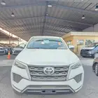 تويوتا فورتشنر بنزين بدون دبل 25