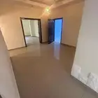 شقة للايجار السنوي بحي مشرفة 5 غرف قريبة من مجمع الشرق