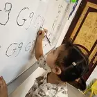 معلمه خصوصي ومعلم خصوصي