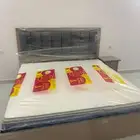 سرير و خزانة و كومادينه و فرشة طبية