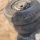 كفرات مع جنوط هليكيس بلاد البيع علي وضعها المقاس بالصوره