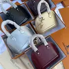 شنط نسائي ماستر درجه اولى كوالتي