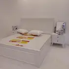 سرير للبيع