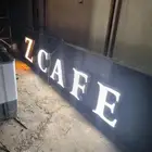 لوحه كلادينج مع حروف مضيء تصلح لكافيه أو ممكن لوحه لحالها