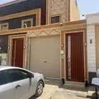 فله تاون هاوس للبيع في حي عكاظ