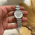 ساعات اصليه جديده للبيع