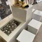 طاوله رخام مع طاولات خدمه