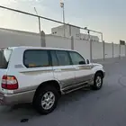 سيارة