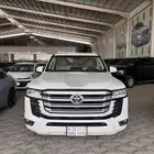 لاند كروزر موديل 2023 GXR3