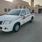 للبيع هايلوكس 2014 شبه جديد