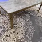 طاوله رخام نظيفه