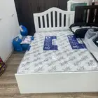 سرير خشب و دولاب ملابس 3 باب و بابين