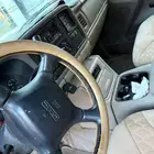 يوكن 2002 للبيع