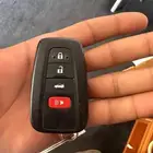 للبيع. ريموت كامري 2025