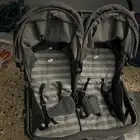عربية اطفال تؤام