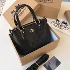 هدايا نسائيه ماركة كوتش