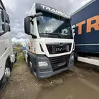 رأس شاحنة MAN