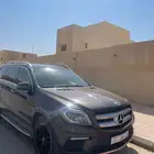 جيب مرسيدس GL500 موديل 2015 يحمل لوحة مميزة