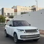 رنج روفر اوتوبيقرافي 2023 شبه جديد على الضمان والصيانة