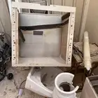 للبيع مغاسل ومرايا