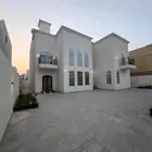 فلة بتصميم عصري للبيع مساحة 600 واجهة شرقية