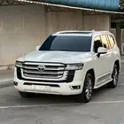 تويوتا لاندكروزر2025L3 الممشى2 الف كيلو فقط