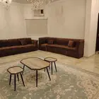 طقمين كنب لون بني بحالة ممتازة