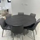 طاوله طعام