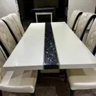 طاولة رخام